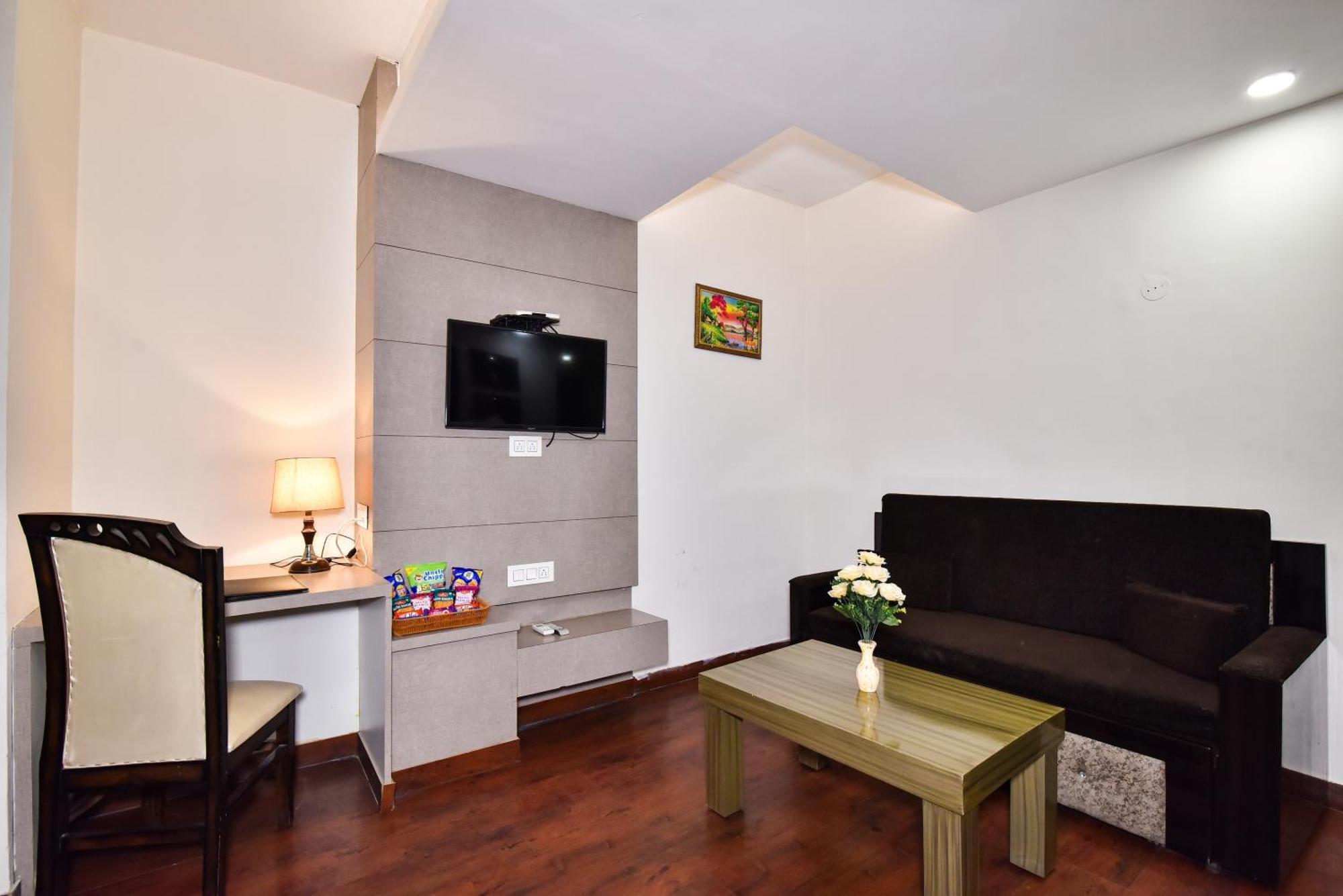 Hotel Pinaz Royale Amritsar Exterior foto