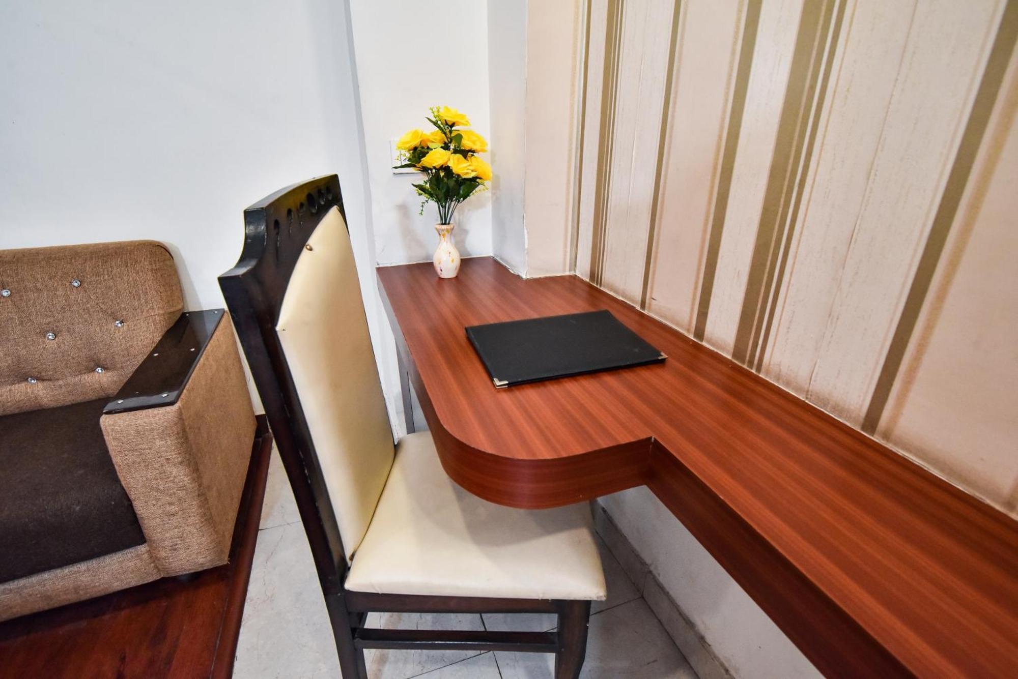 Hotel Pinaz Royale Amritsar Exterior foto